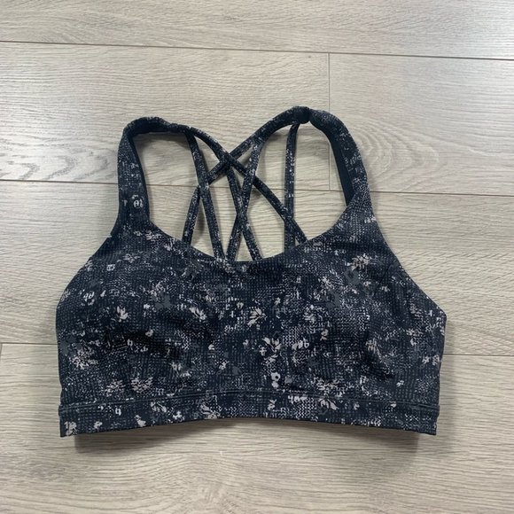 Lululemon Free To Be Serene Sports Bra *Light Support, C/D Cup Equalized Multi - Picture 3 of 10